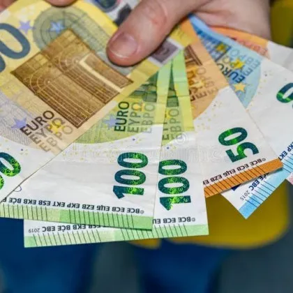 "Не познавам банкнотата": Отказаха покупка заради банкнота от 200 евро