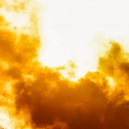 Пожар лумна на паркинг в Монтана Към 3 часа тази нощ