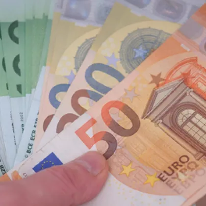 Днес е първият официален работен ден откатко приехме единната европейска