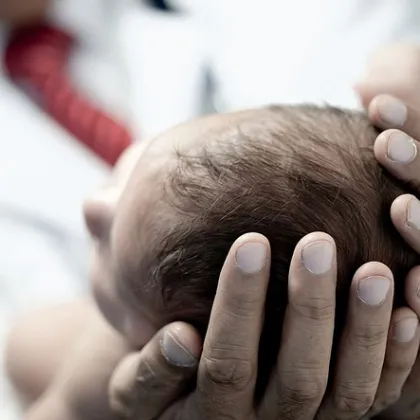 Първото бебе на Асеновград за 2026 г е момче и