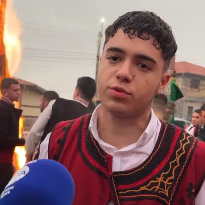 18-годишен "спаси" кръста в град Шипка ВИДЕО