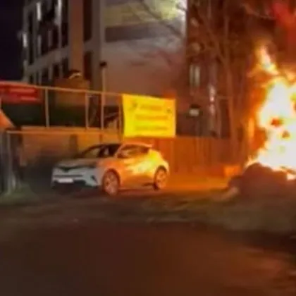 Пожар е горял вчера вечерта в столицата алармират граждани Огънят е