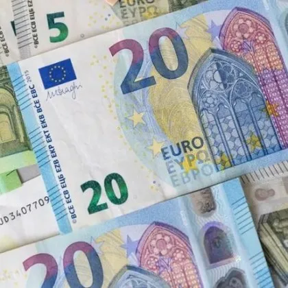 Над 2 милиона българи ще получат първите си пенсии в евро