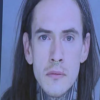 Зловещо! Откриха над 100 черепа и мумифицирани части от тела, има задържан