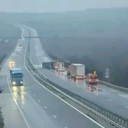 С полска регистрация е бил тир ът който днес следобед аварира