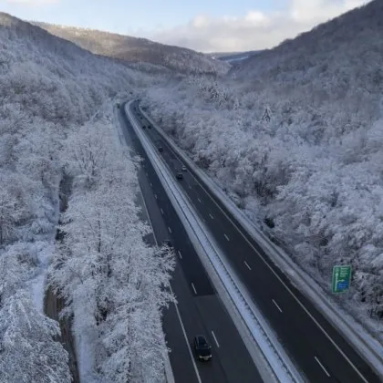 Спокойна е пътната обстановка у нас в момента, 227 снегорина работят по републиканските пътища