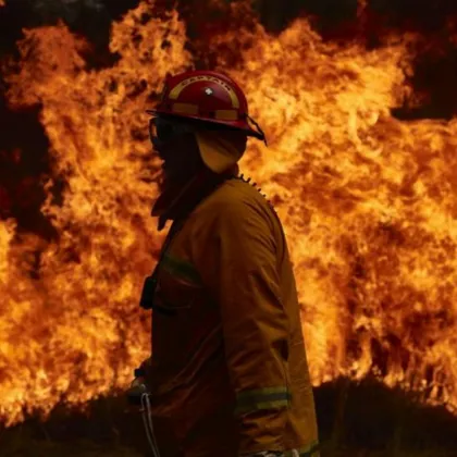 Украинска атака с безпилотен летателен апарат предизвика пожар в нефтохранилище