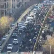 Защо протестират хората в Иран и ще дойде ли краят на режима?