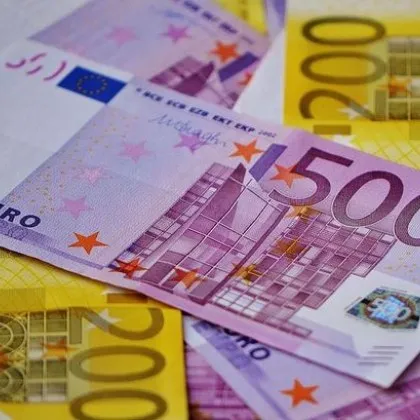 Откриха фалшива банкнота от 500 евро в заведение