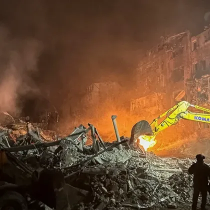 Руските сили подложиха тази нощ двата най големи украински града