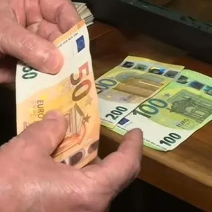 Над 500 фалшиви банкноти с различен номинал в лева и