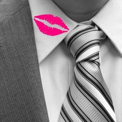 Милениалите поколението израснало сред приложения за запознанства романтични комедии