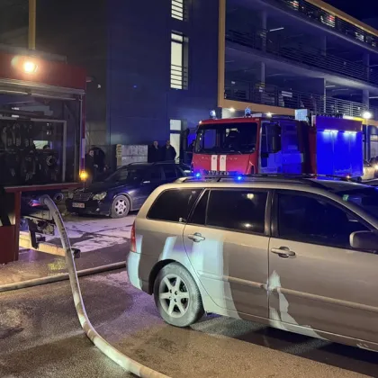 Пожар е избухнал тази вечер в дома на възрастно семейство