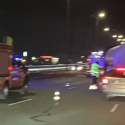 Тежка катастрофа с три автомобила и цистерна на Околовръстното шосе в София СНИМКИ