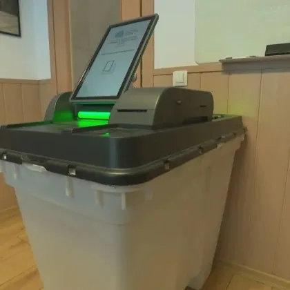 Обсъжданите нови устройства за гласуване – сканиращи машини наподобяват досегашния