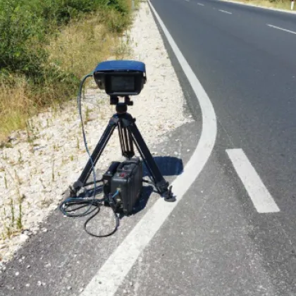 Шофьор на БМВ остана без книжка и кола, "летял" със 117 км/ч