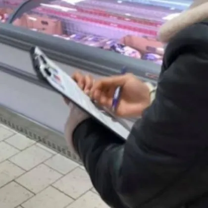 "Глухоняма" се изсмя на дарение, търновка заподозря позната схема