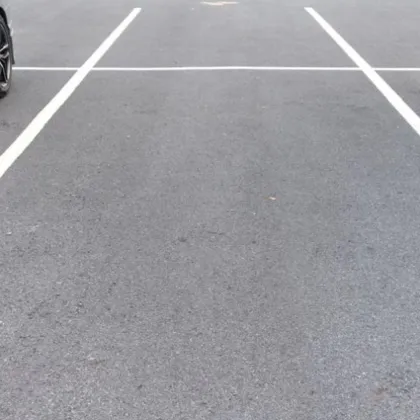 Паркинг казус в София: Спор между шофьорка и служител на книжарница