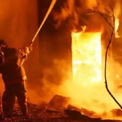 Мъж изгоря при пожар във Врачанско съобщиха от пресцентъра на