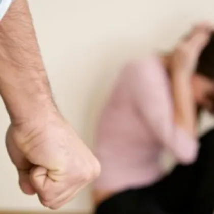 Млад мъж преби майка си в Стара Загора