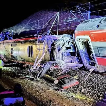 ЖП ад: Поне 10 загинали и над 100 ранени в Испания СНИМКИ