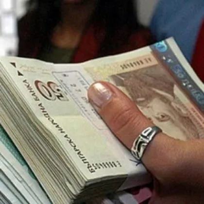 Мъж олекна с 40 бона за несъществуващ дълг