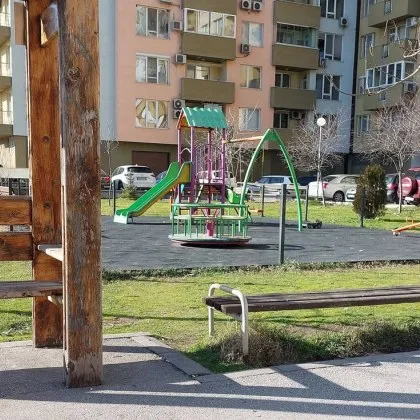 Състоянието на детска площадка намираща се в пловдивския квартал Тракия