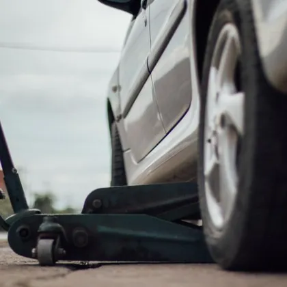 Непознат помогна на жена в беда в Пловдив, тя го издирва