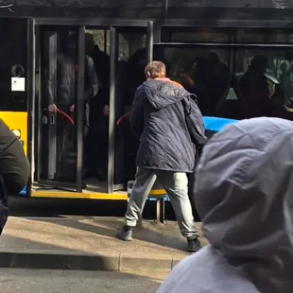 Столичани алармират: Агресивният мъж от &bdquo;Св. Троица" пак плаши хора