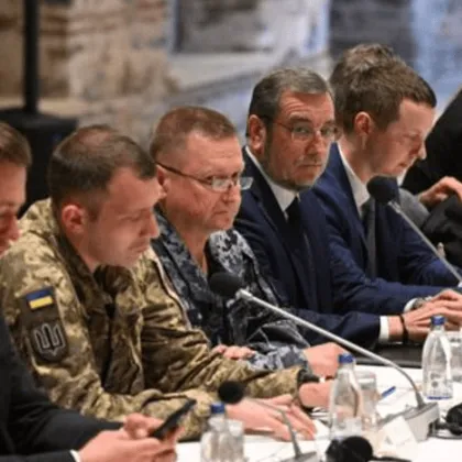 Тристранните преговори между Русия, САЩ и Украйна започнаха