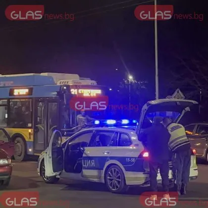 Лек автомобил е блъснал пешеходец на оживен булевард в Плевен