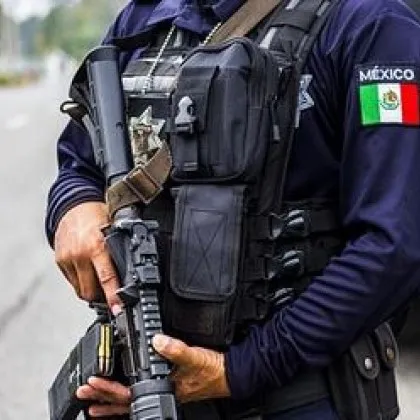 Най малко 11 души са загинали а още 12 са били