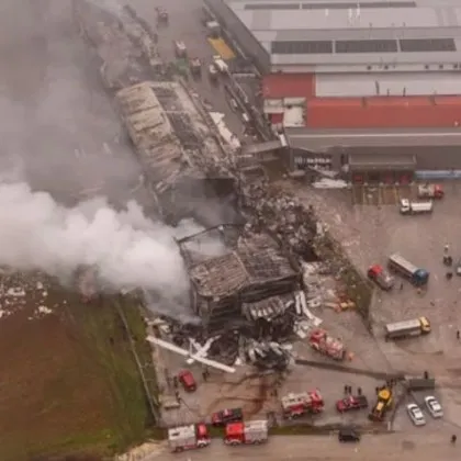 Смъртоносна експлозия в Гърция: 5 загинали и 7 ранени след взрив в завод за храни