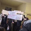 Ученици на протест след смъртта на Билгин, обградиха учителката ВИДЕО