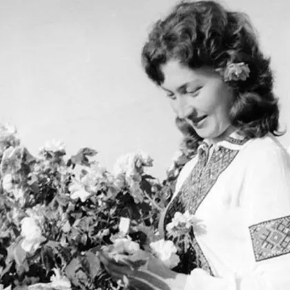 Почина първата Царица Роза – Стефка Таралежкова Тъжната вест съобщиха