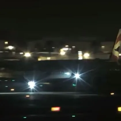 Пътнически самолет на Бритиш Еъруейс с полет на Еърбъс A350 от