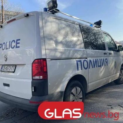 Мъж е бил задържан от служители на полицията след опит