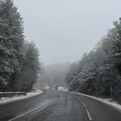 Републиканските пътища се обработват от 290 снегопочистващи машини трасетата са