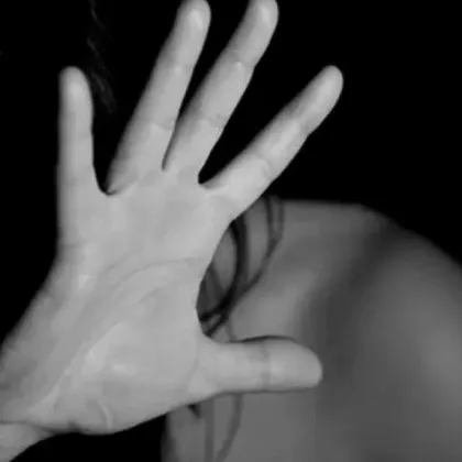 Пребиха до смърт жена