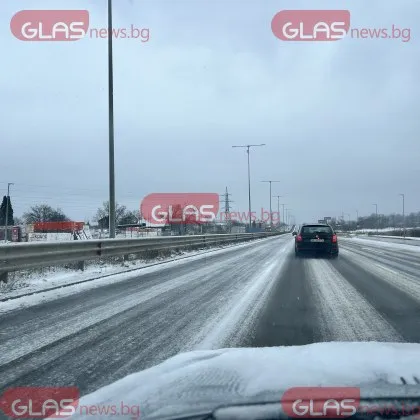 Ограничава се движението на моторни превозни средства над 12 т