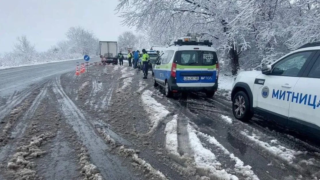 Глоби, актове и отнета книжка при акция на пътя Пловдив - Хасково