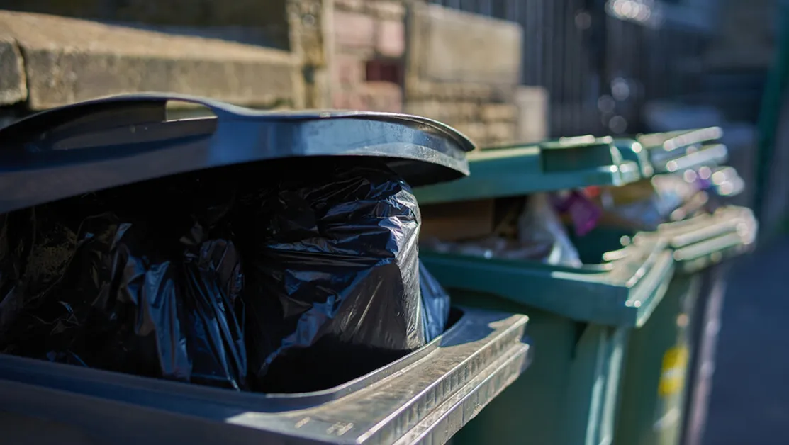 Пазете кофите си за боклук в Крън - крадат ги