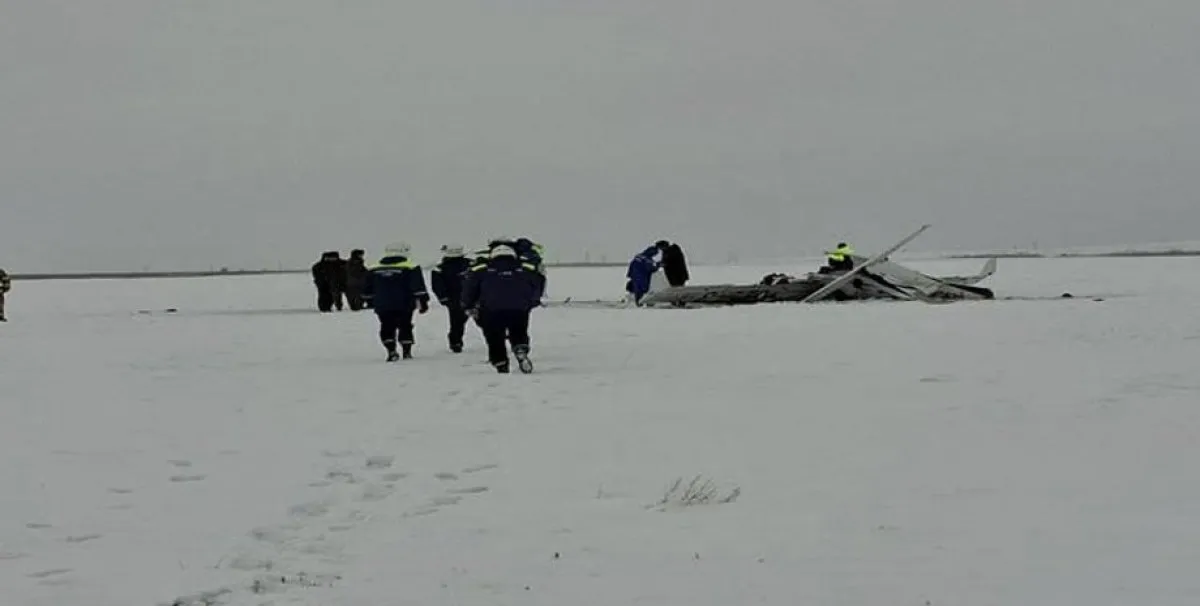 Самолет с курсанти се разби в Русия