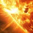 Слънцето избухна с гигантска сила: регистрираха изригване X8.1, рискът от нови мощни удари расте