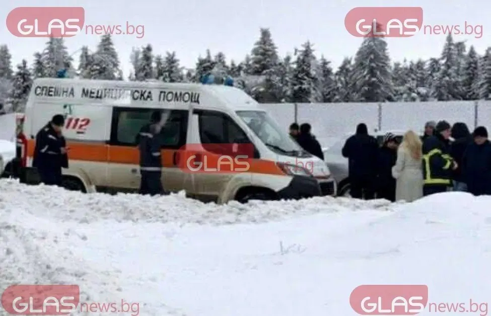 Вериги, столове и локви кръв пред входа на фаталната хижа "Петрохан"