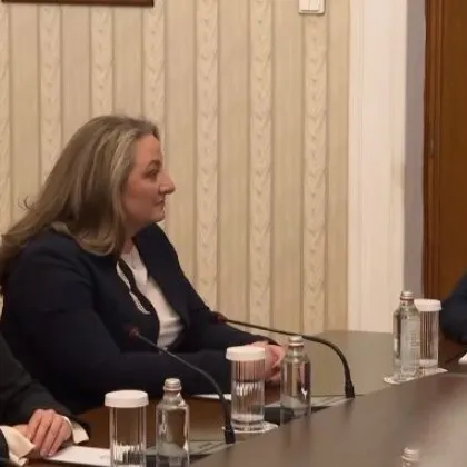 Президентът Илияна Йотова започна втората фаза на консултациите за избора на