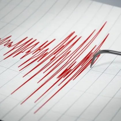 Два силни труса в Албания