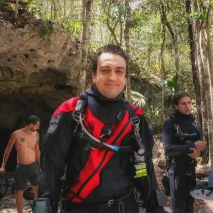 Софийската полиция издирва четири автомобила на Ивайло Калушев