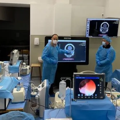 Специализиран курс развива практическите умения в ринологията и отологията на млади УНГ лекари