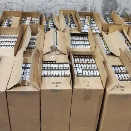 Задържаха контрабандни цигари в камион на Лесово